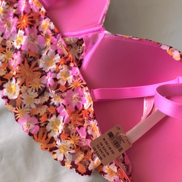 Victoria’s Secret PINK floral bra - Picture 3 of 3